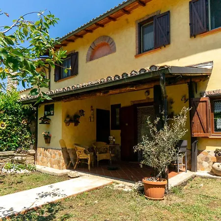 La Casa Di Linda Rocca di Botte