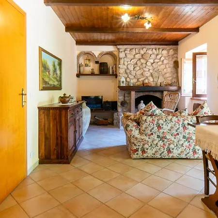 La Casa Di Linda Apartment *